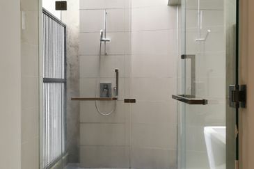 Mirage By The Lake @ Perdana Lakeview West