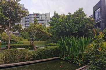 Mirage By The Lake @ Perdana Lakeview West