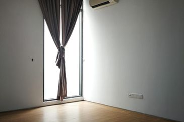 Mirage By The Lake @ Perdana Lakeview West