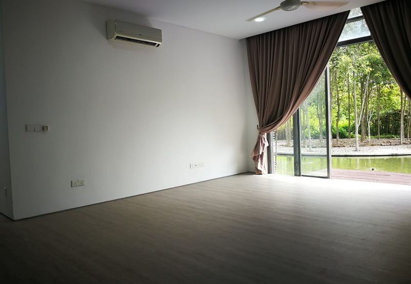 Mirage By The Lake @ Perdana Lakeview West