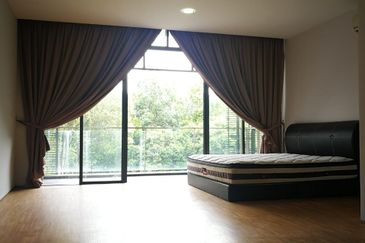 Mirage By The Lake @ Perdana Lakeview West