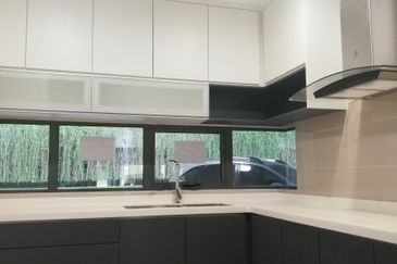 Mirage By The Lake @ Perdana Lakeview West