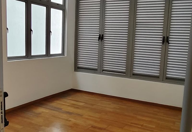 Symphony Hills Schubert