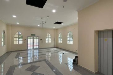 Kawasan Perusahaan Miel