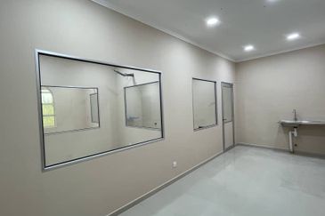 Kawasan Perusahaan Miel