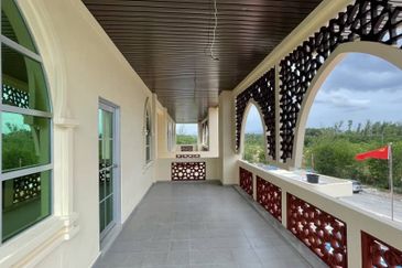 Kawasan Perusahaan Miel