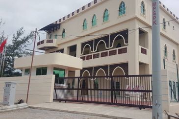 Kawasan Perusahaan Miel