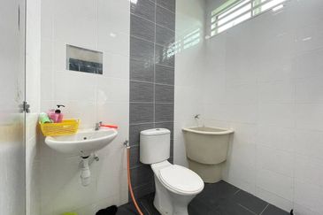 TAMAN NUSANTARA (YAN)