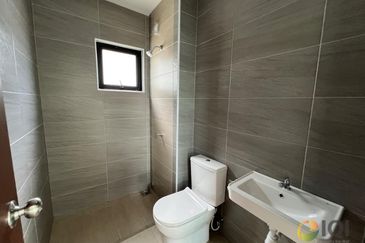 Bertam Putra Setia Fontaines Garden