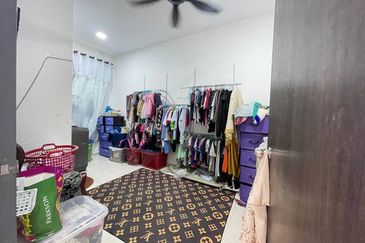 (75B) JALAN HUTAN KAMPUNG-KEPALA BATAS