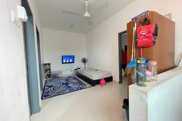 (75B) JALAN HUTAN KAMPUNG-KEPALA BATAS