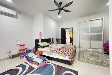 (75B) JALAN HUTAN KAMPUNG-KEPALA BATAS