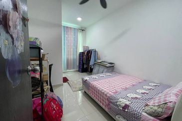 (75B) JALAN HUTAN KAMPUNG-KEPALA BATAS