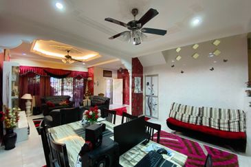 TAMAN PUTERI HILLPARK