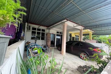 TAMAN DESA KENANGAN (KUALA NERANG)