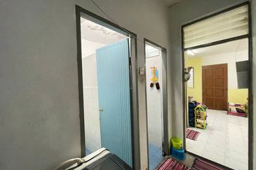 TAMAN DESA KENANGAN (KUALA NERANG)