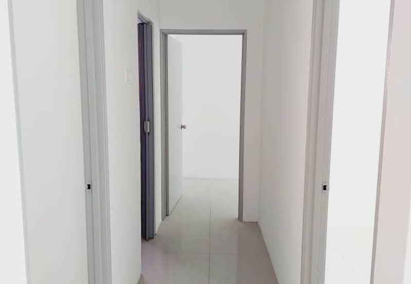 KAMPUS WEST CITY CONDOMINIUM, KAMPAR