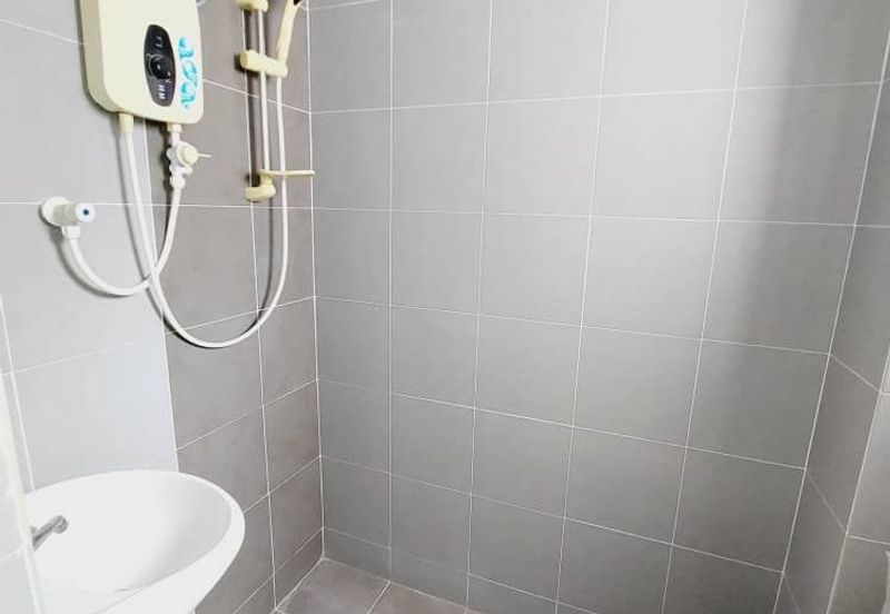 KAMPUS WEST CITY CONDOMINIUM, KAMPAR