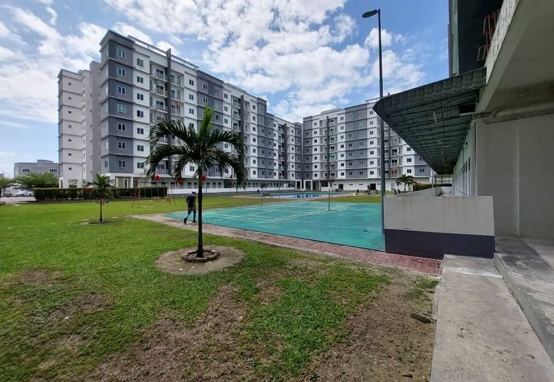KAMPUS WEST CITY CONDOMINIUM, KAMPAR