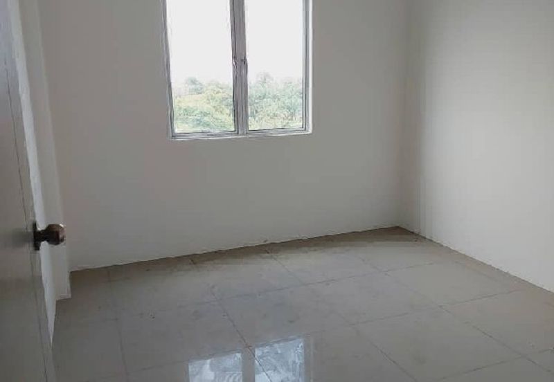 KAMPUS WEST CITY CONDOMINIUM, KAMPAR