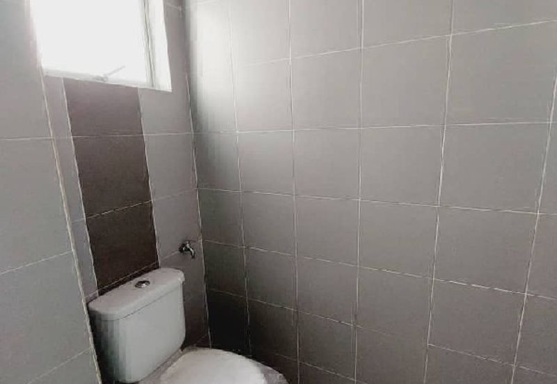 KAMPUS WEST CITY CONDOMINIUM, KAMPAR