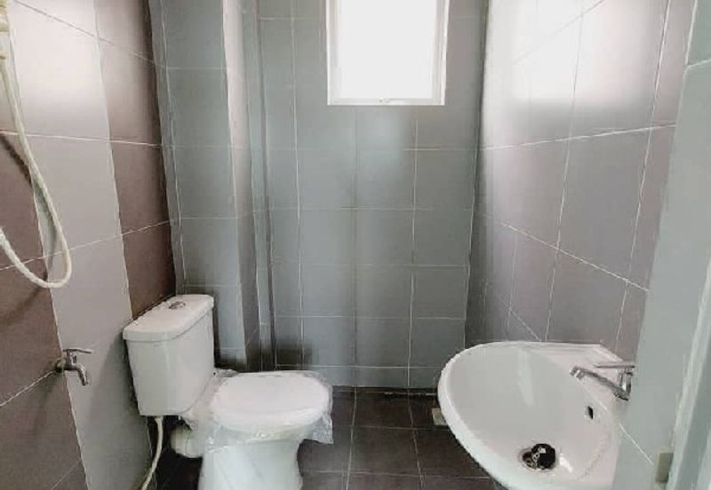 KAMPUS WEST CITY CONDOMINIUM, KAMPAR