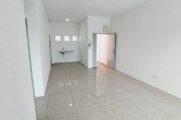 KAMPUS WEST CITY CONDOMINIUM, KAMPAR