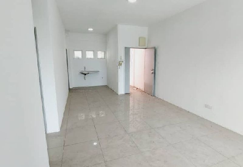 KAMPUS WEST CITY CONDOMINIUM, KAMPAR