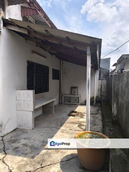 Taman Arkid Menglembu Ipoh Double Storey Intermediate Corner House, Perak, Menglembu
