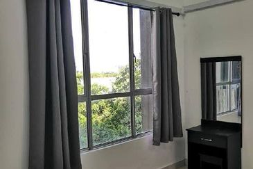 TAMAN MERU IDAMAN (SCIENTEX MERU)