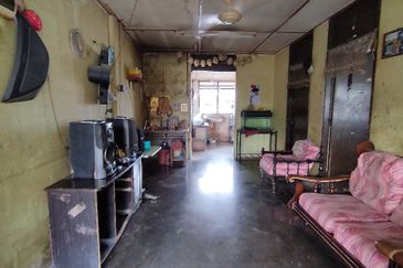 RUMAH PANGSA BERCHAM