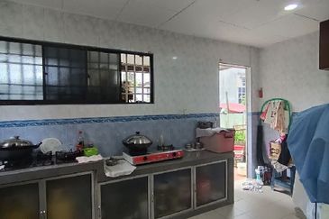 TAMAN ANJUNG BERCHAM MEGAH