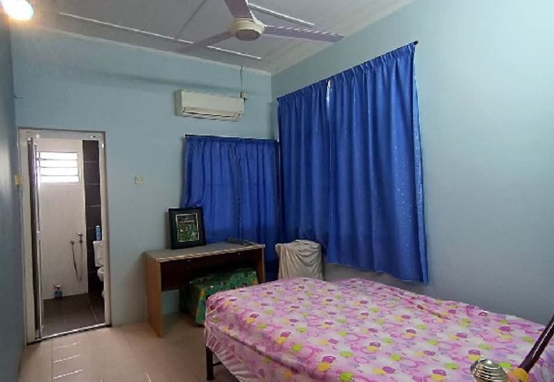 TAMAN ANJUNG BERCHAM MEGAH