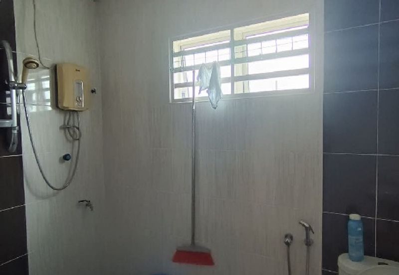 TAMAN ANJUNG BERCHAM MEGAH