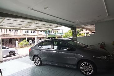 TAMAN ANJUNG BERCHAM MEGAH