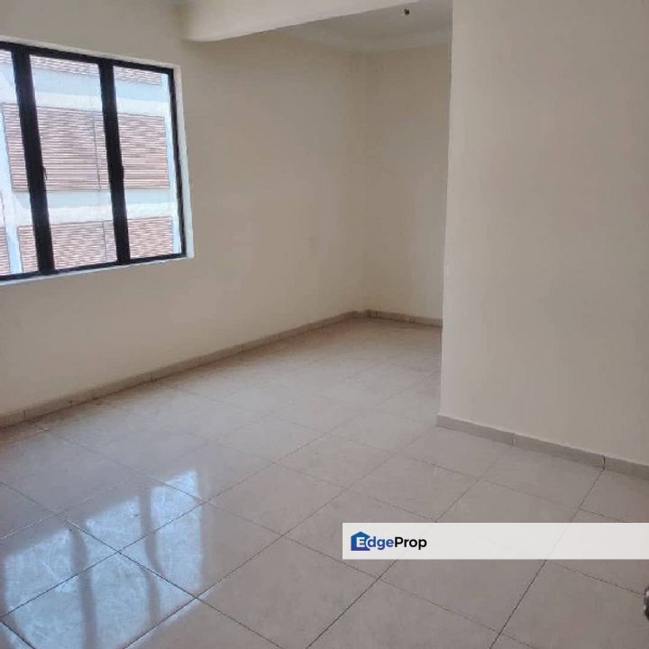 Town Ipoh Rayaria Freehold Newly Never Occupied Condominium, Perak, Kinta