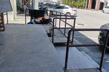 Pengkalan Station 18