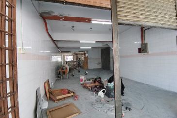 Pengkalan Station 18