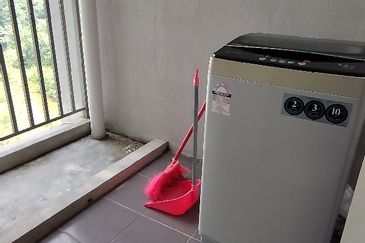 TAMAN MERU IDAMAN (SCIENTEX MERU)