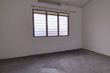 TAMAN CAHAYA BERCHAM