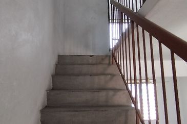 TAMAN CAHAYA BERCHAM