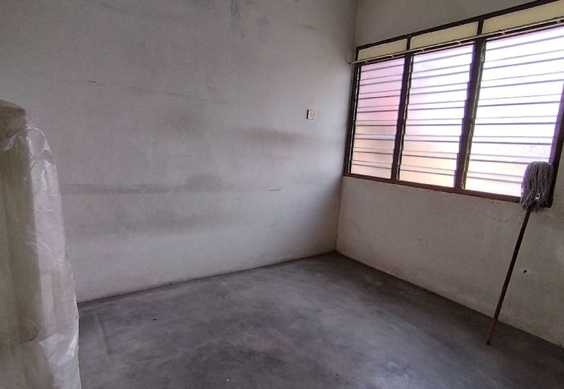 TAMAN CAHAYA BERCHAM