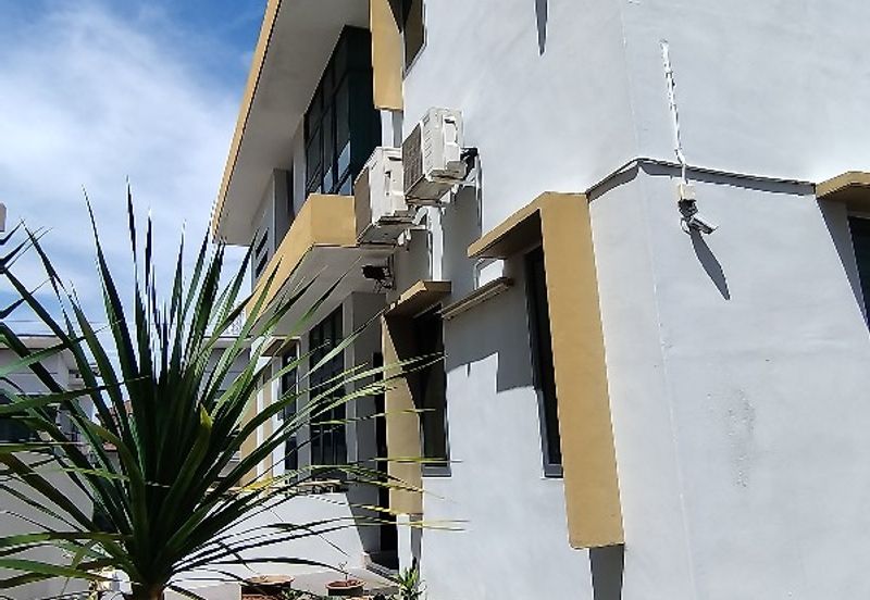 Taman Lapangan Hartamas Botani