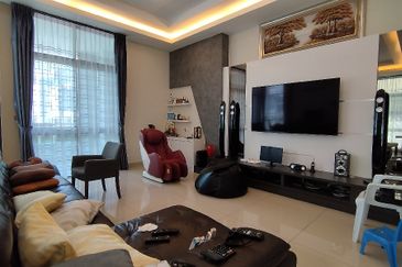 Taman Lapangan Hartamas Botani