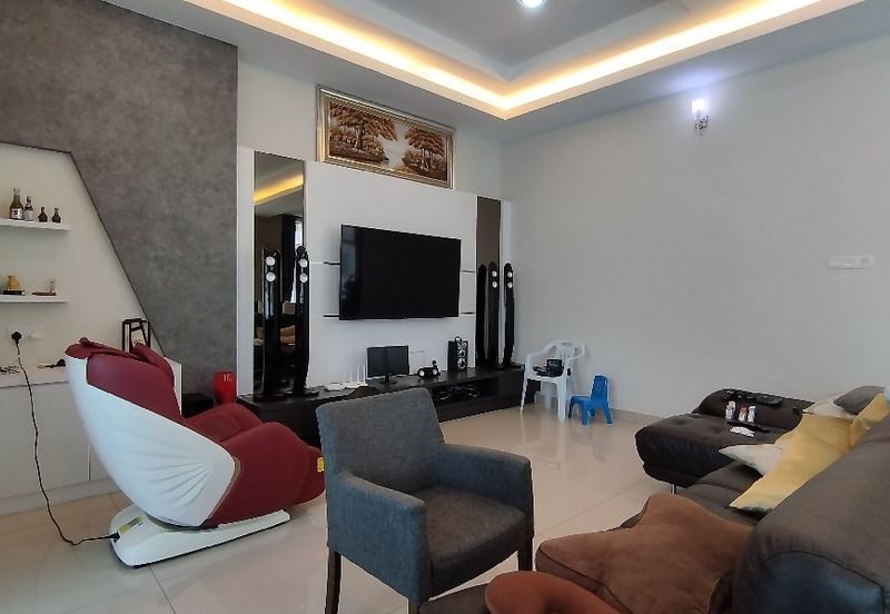 Taman Lapangan Hartamas Botani