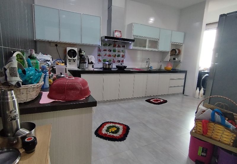 Taman Lapangan Hartamas Botani