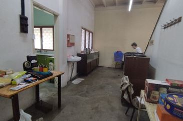 PASIR PUTEH/PENGKALAN