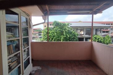 PASIR PUTEH/PENGKALAN