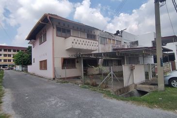 PASIR PUTEH/PENGKALAN