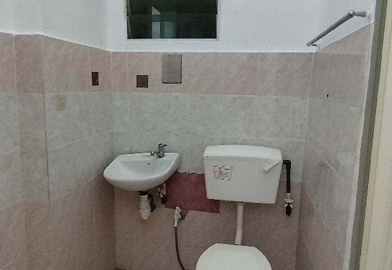 King's Height Apartment